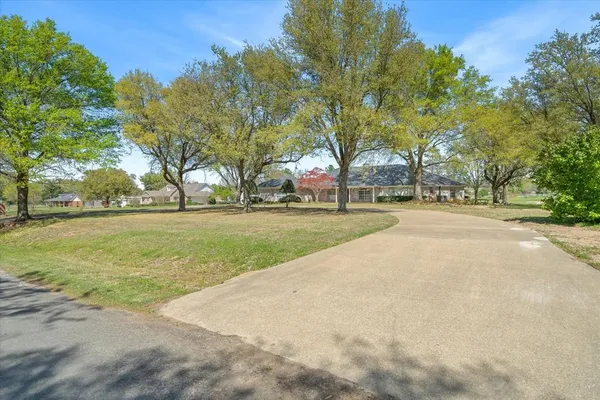 $525,000 | 2146 County Road 2205, Canton, TX 75103