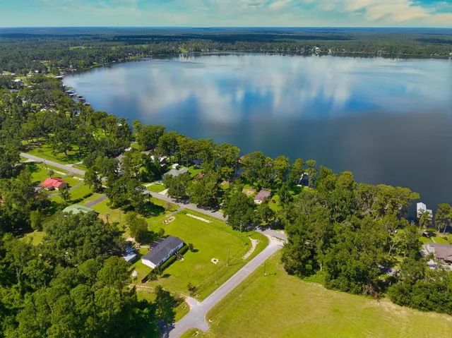 $425,000 | 1341 Northeast Cherry Lake Circle, Madison, FL 32340