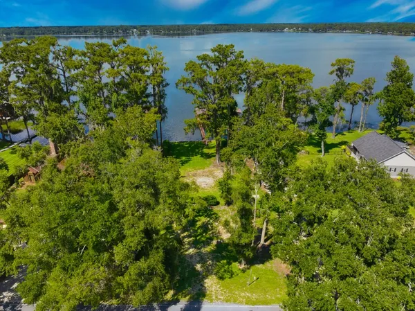 $425,000 | 1341 Northeast Cherry Lake Circle, Madison, FL 32340