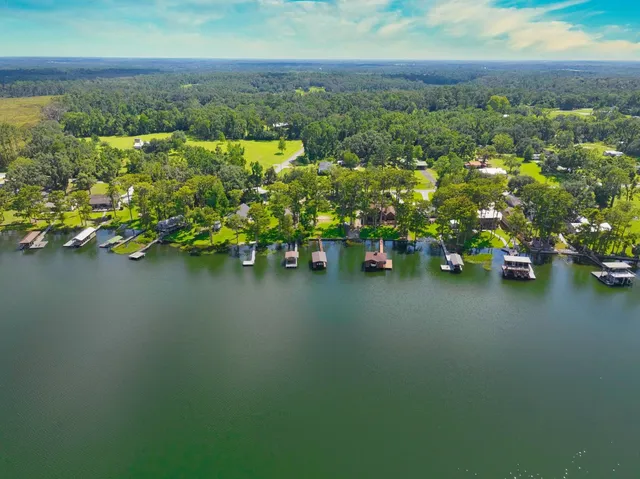 $425,000 | 1341 Northeast Cherry Lake Circle, Madison, FL 32340