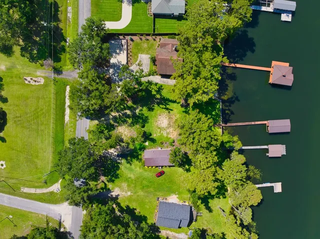 $425,000 | 1341 Northeast Cherry Lake Circle, Madison, FL 32340