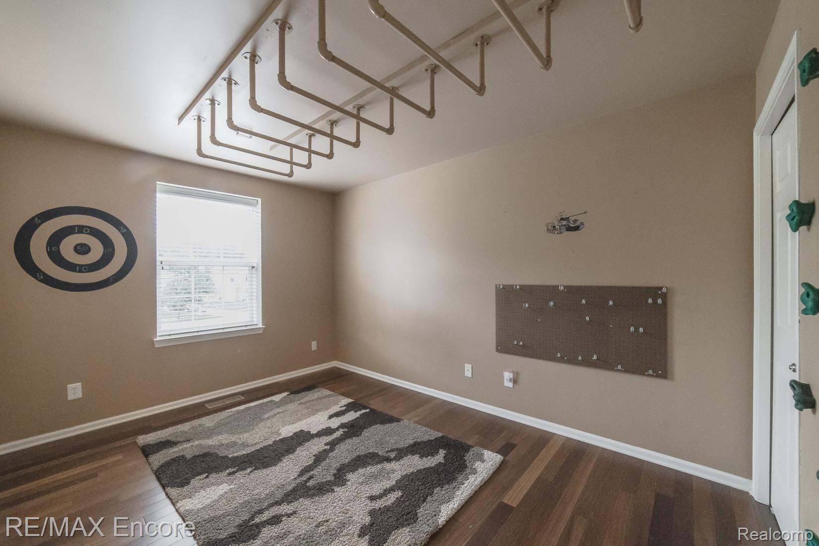 915 Deer Valley Road Holly, MI 48442 - Photo 27 of 45 915 Deer Valley-27.jpg