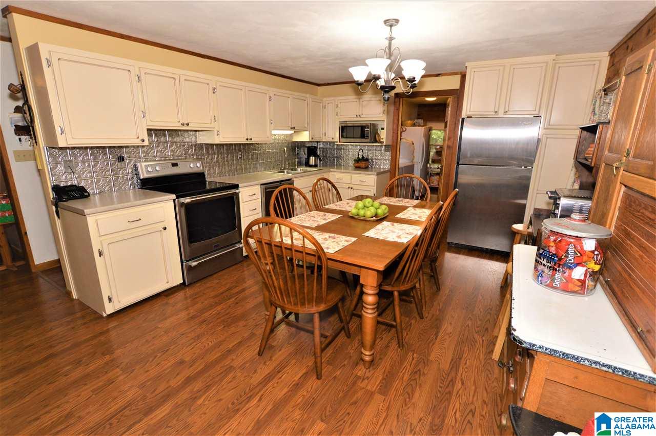 560 Cornelia Road Brierfield, AL 35035 - Photo 12 of 28
