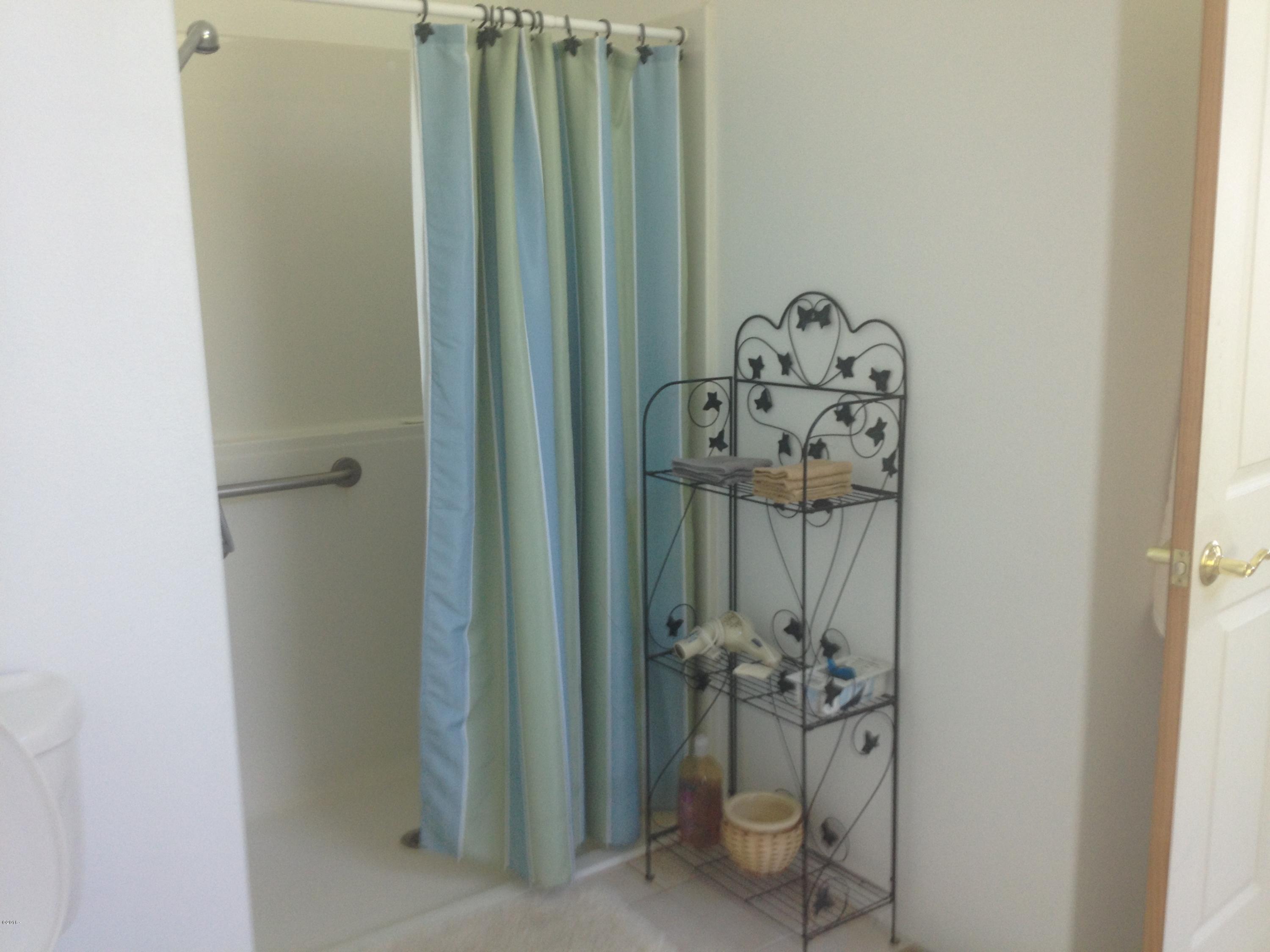 7340 Northeast Highland Road Otis, OR 97368 - Photo 9 of 30 master bath shower with hand rails