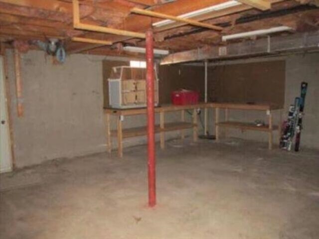 99 Cambridge Road Bedford, NH 03110 - Photo 9 of 21