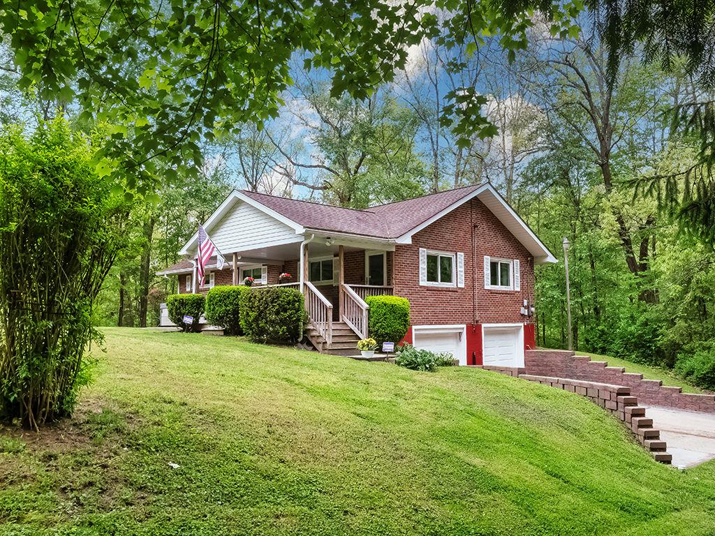 115 Ben Venue Road Fombell, PA 16123 - Photo 3 of 31