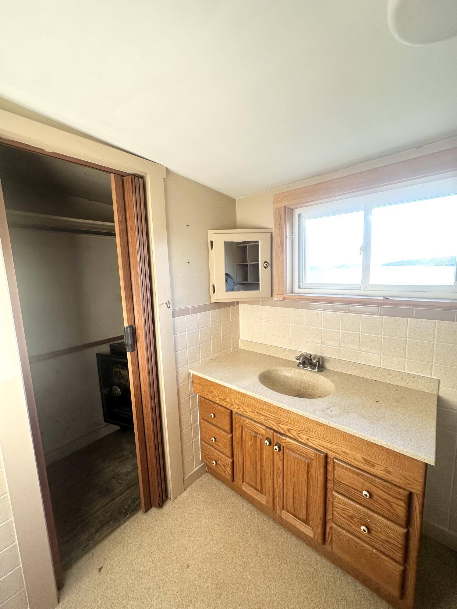 67 Island Road South Thomaston, ME 04858 - Photo 11 of 20 D521156E-C30E-4520-A810-6B651EA66C3B