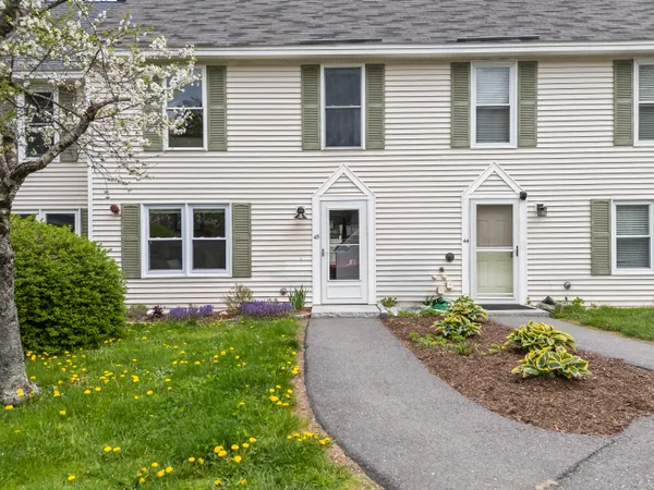 $299,999 | 45 Pine Hill Drive, Unit 45, Bath, ME 04530