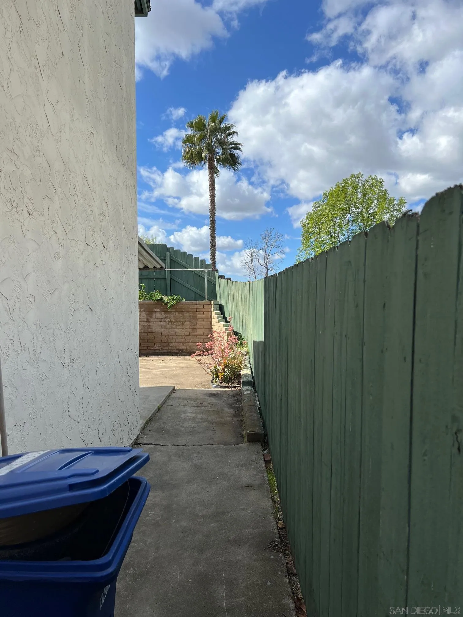 2018 Terracina Circle Spring Valley, CA 91977 - Photo 23 of 24 a view of backyard with tub and entertaining space