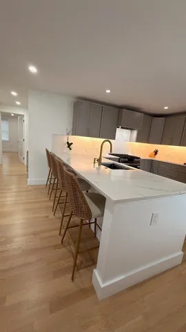 $2,950 | 6 Pratt Avenue, Unit 1, Beverly, MA 01915