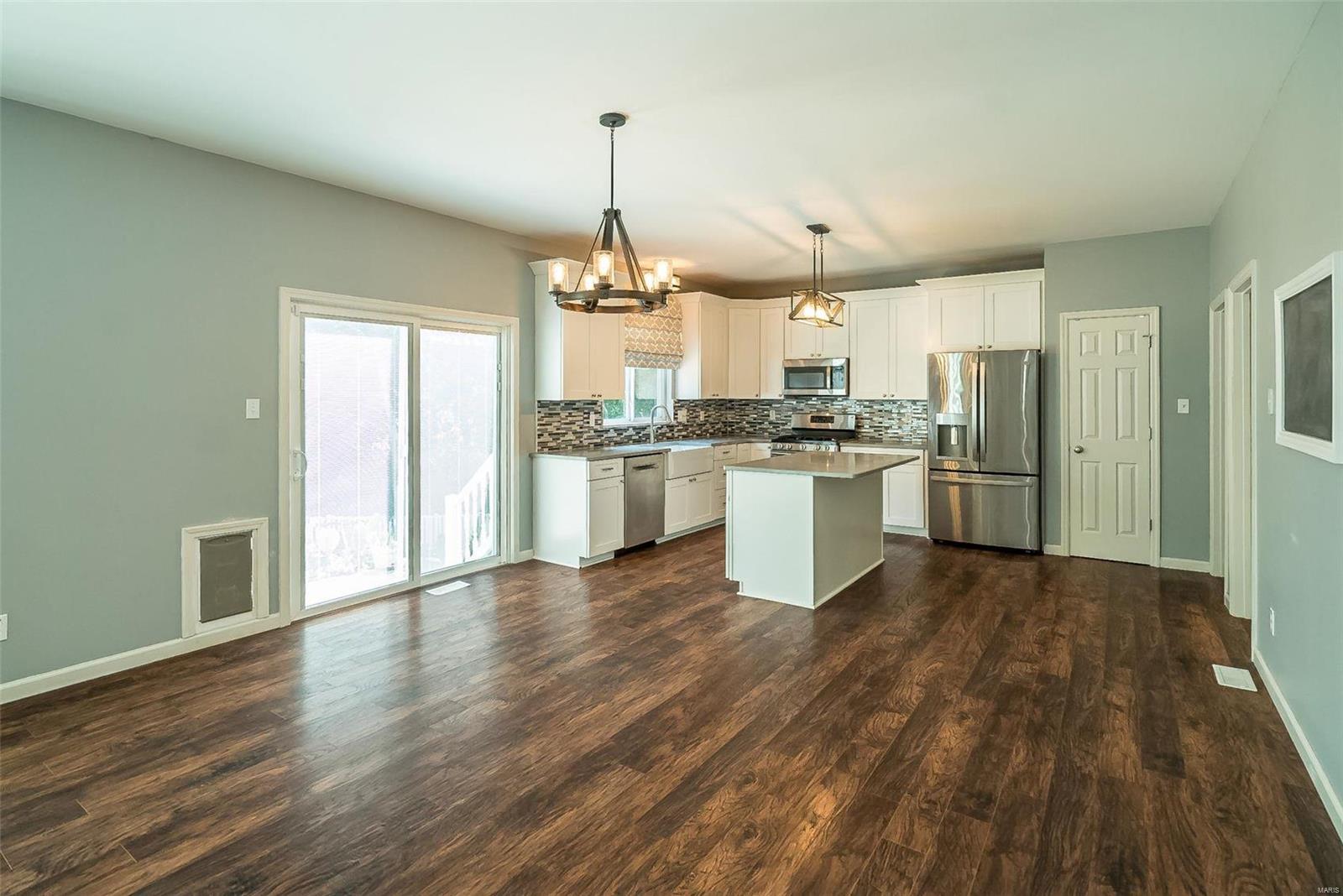 3 Compass Pointe St. Louis, MO 63129 - Photo 17 of 52 Gallery Image 17