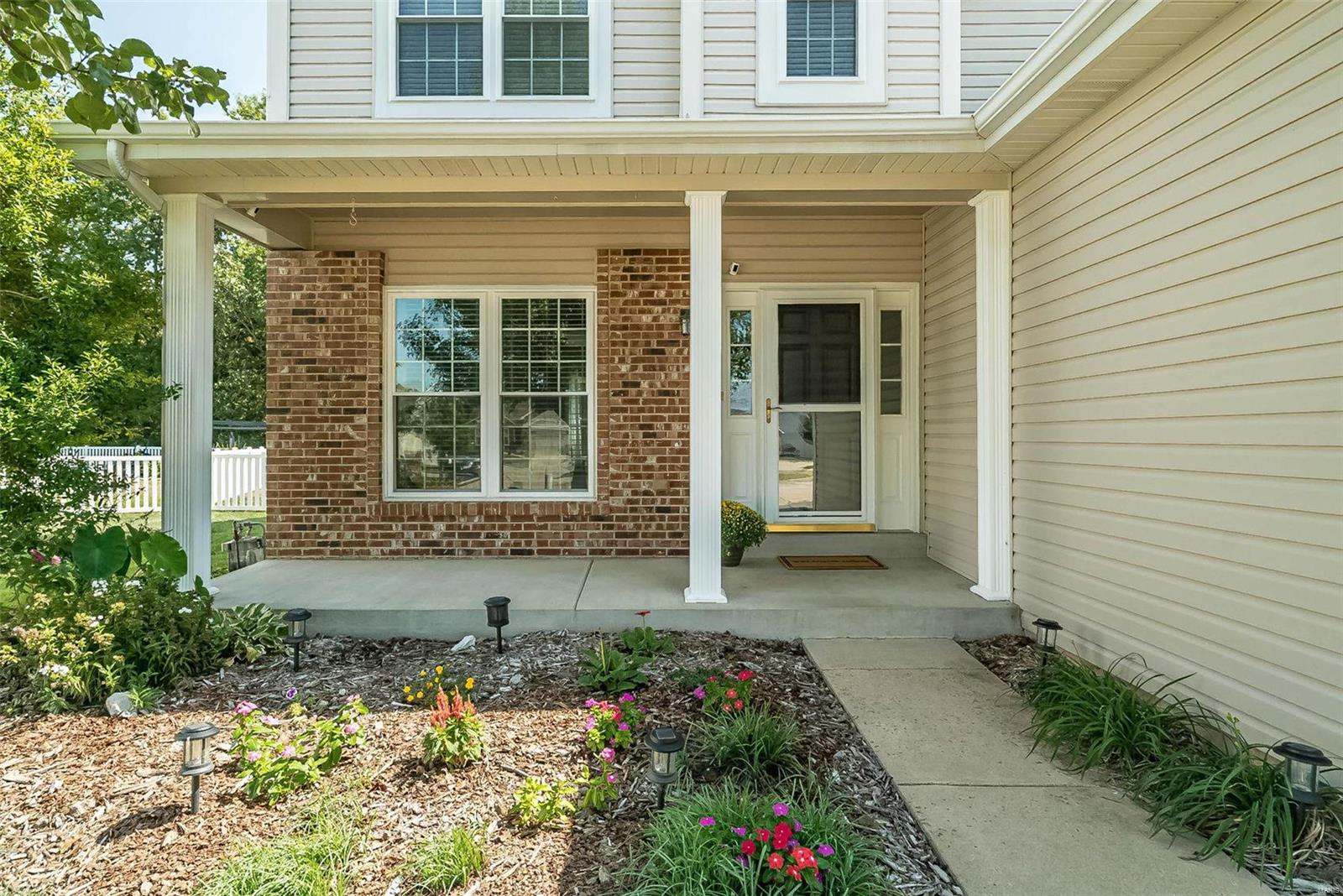 3 Compass Pointe St. Louis, MO 63129 - Photo 2 of 52 Gallery Image 2