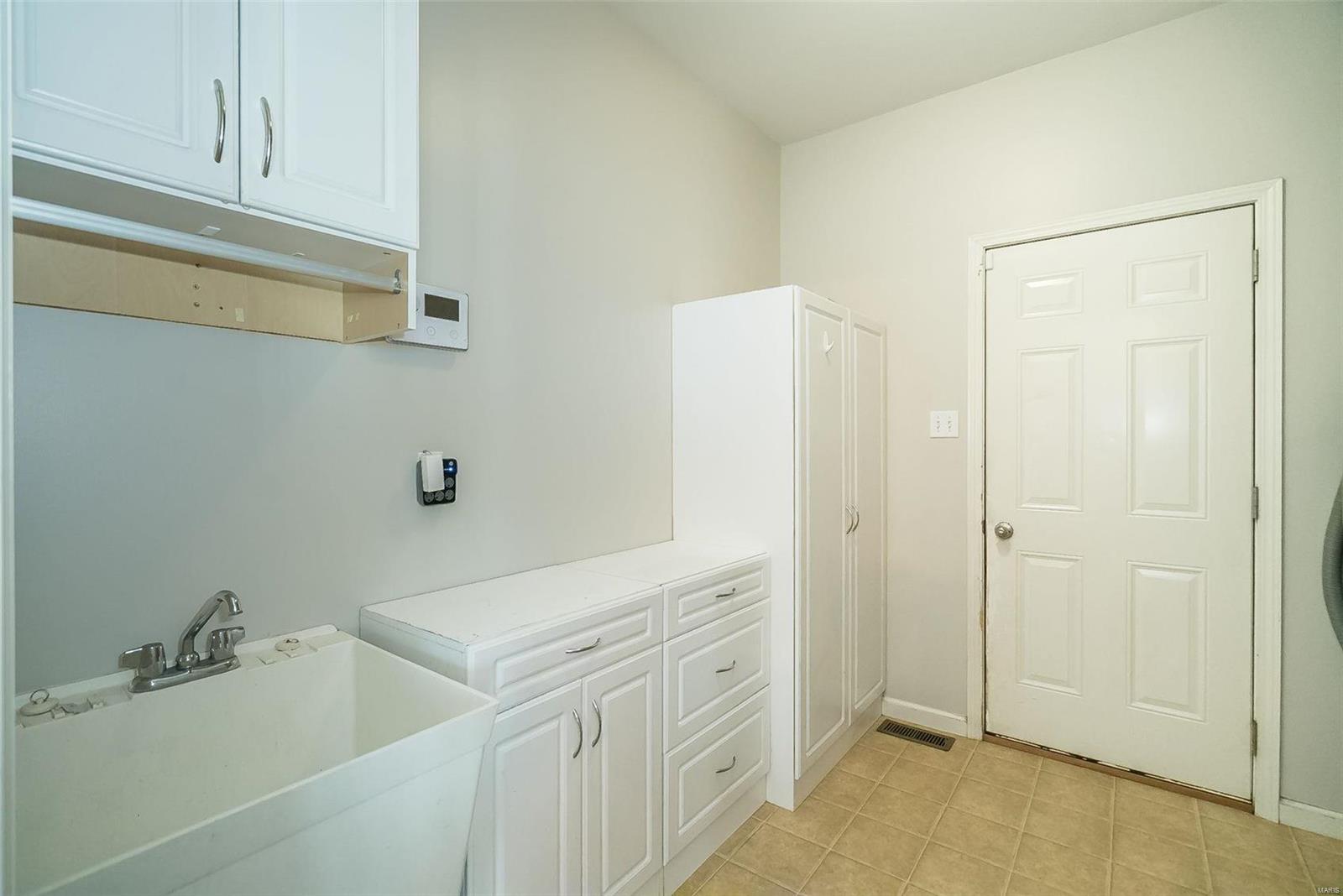 3 Compass Pointe St. Louis, MO 63129 - Photo 25 of 52 Gallery Image 25