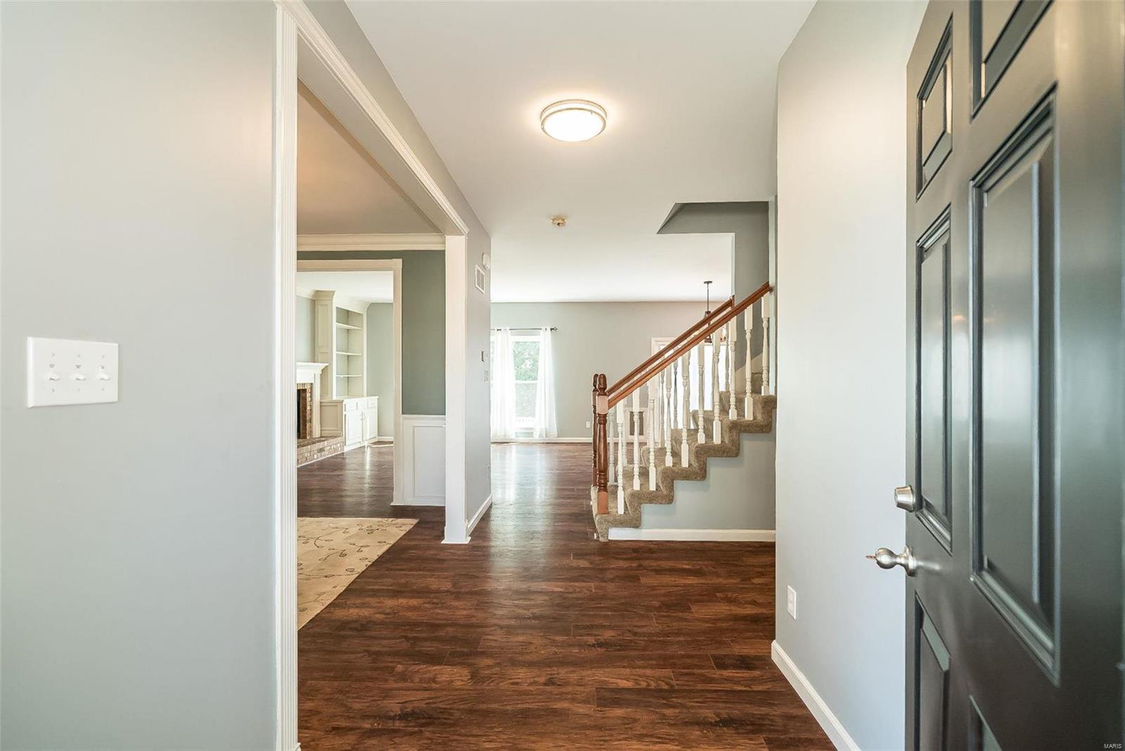 3 Compass Pointe St. Louis, MO 63129 - Photo 3 of 52 Gallery Image 3