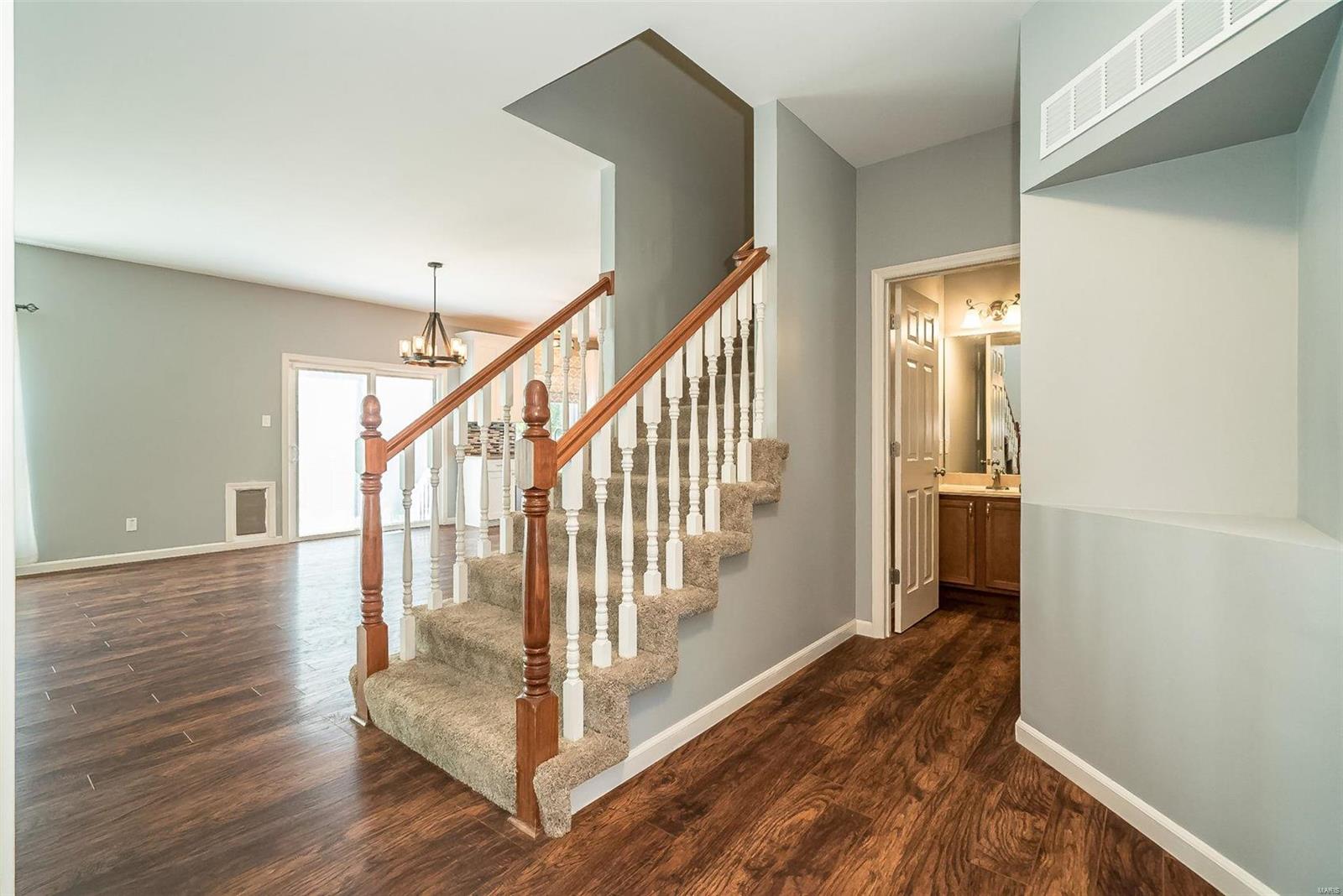 3 Compass Pointe St. Louis, MO 63129 - Photo 6 of 52 Gallery Image 6
