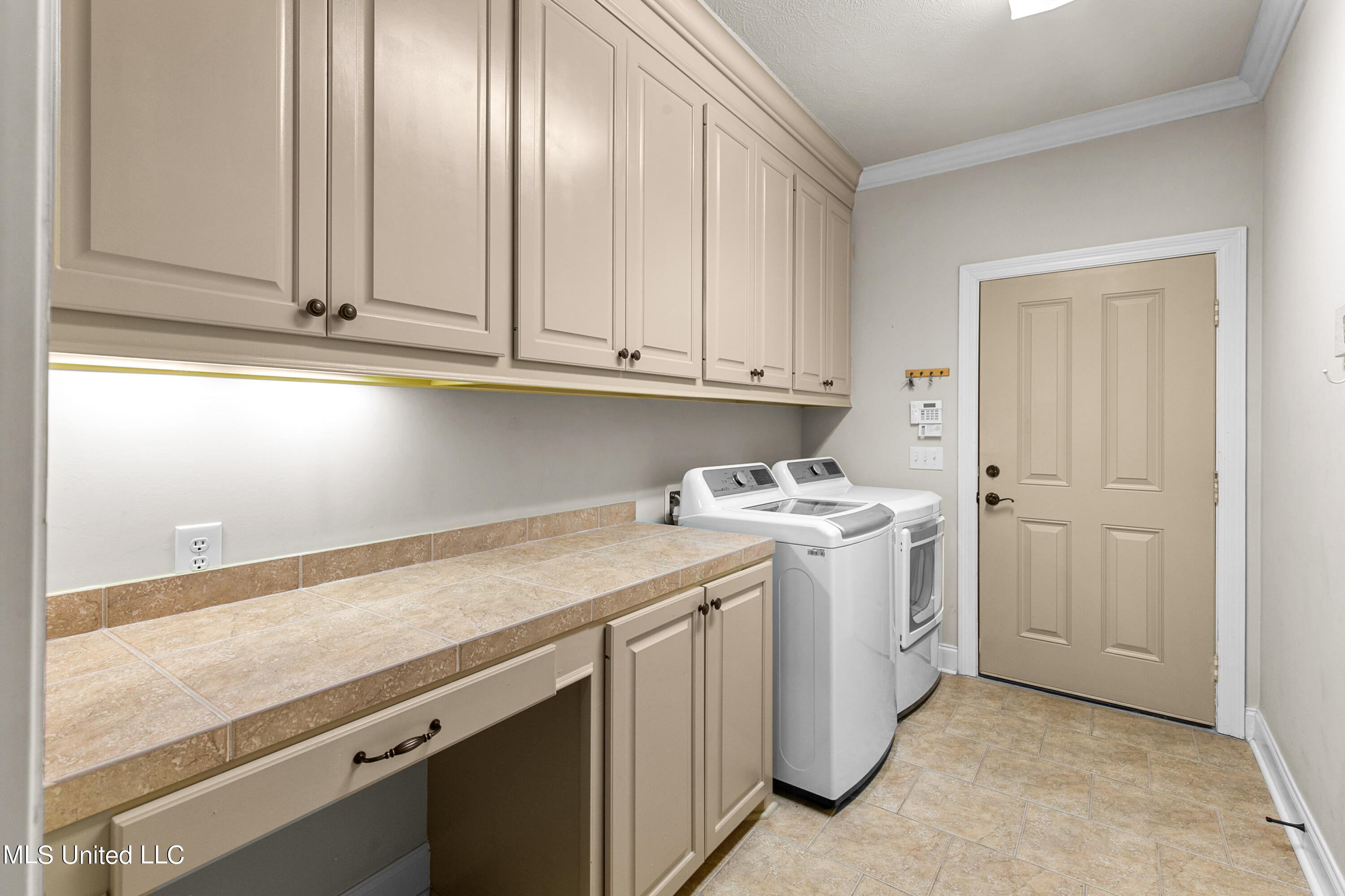 127 Hampton Place Madison, MS 39110 - Photo 14 of 28 127 Hampton-14