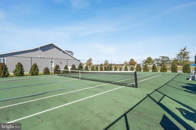 a view of a tennis court