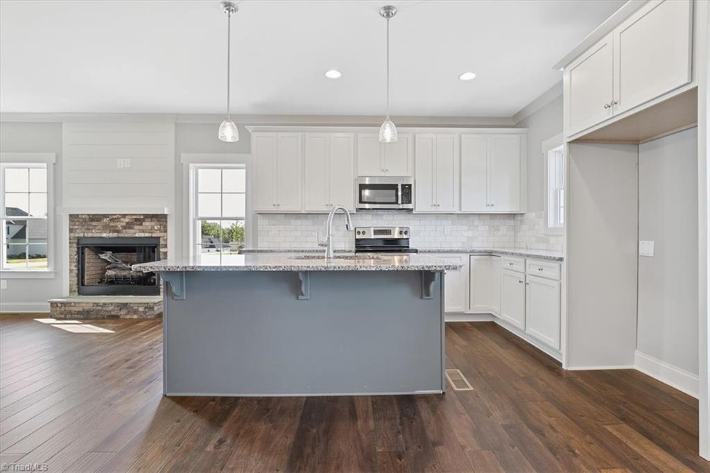 8860 Belews Ridge Road Stokesdale, NC 27357 - Photo 11 of 37 Gallery Image 11