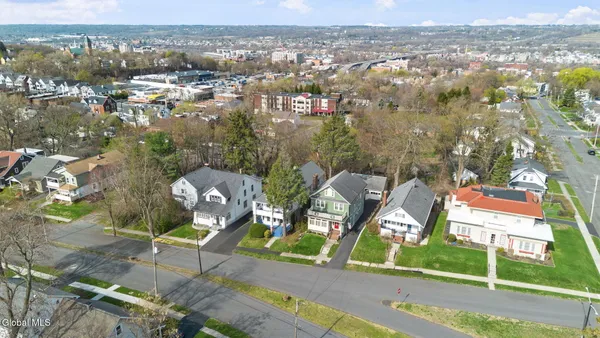 $309,000 | 2422 Lavin Court, Troy, NY 12180