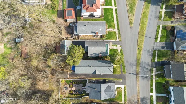 $309,000 | 2422 Lavin Court, Troy, NY 12180