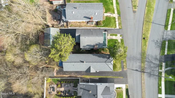 $309,000 | 2422 Lavin Court, Troy, NY 12180