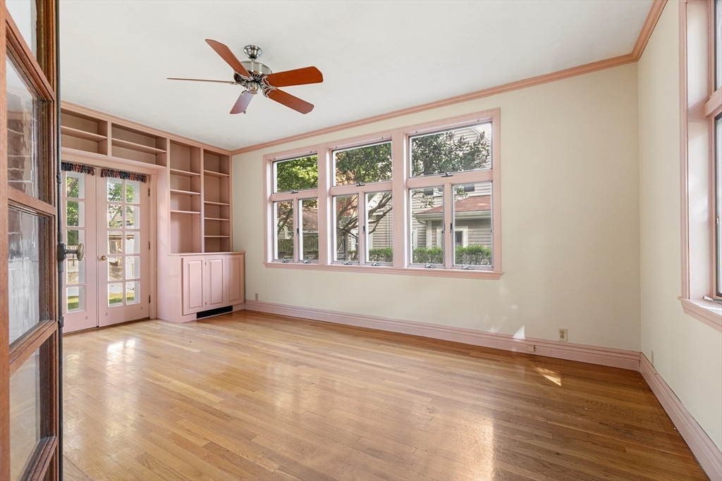 16 Preston Beach Road Marblehead, MA 01945 - Photo 5 of 35