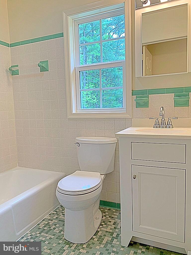 22129 Indian Bridge Road California, MD 20619 - Photo 11 of 16