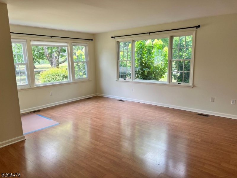 1531 Larger Cross Road, Unit 6 Bedminster, NJ 07931 - Photo 7 of 15