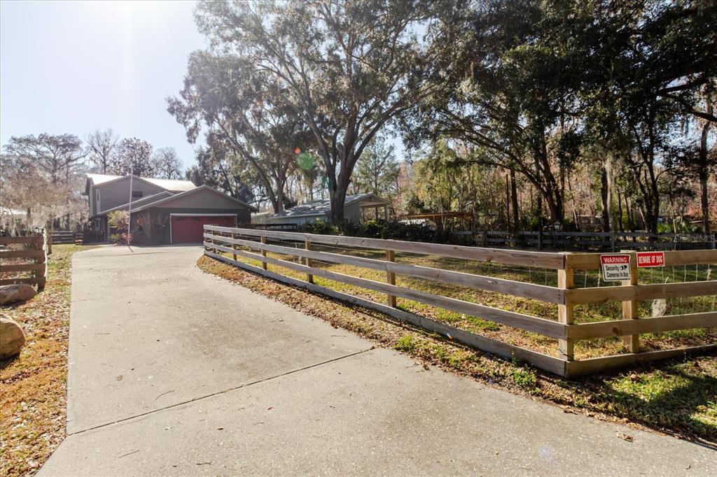 28330 Peterson Camp Road Brooksville, FL 34601 - Photo 6 of 81