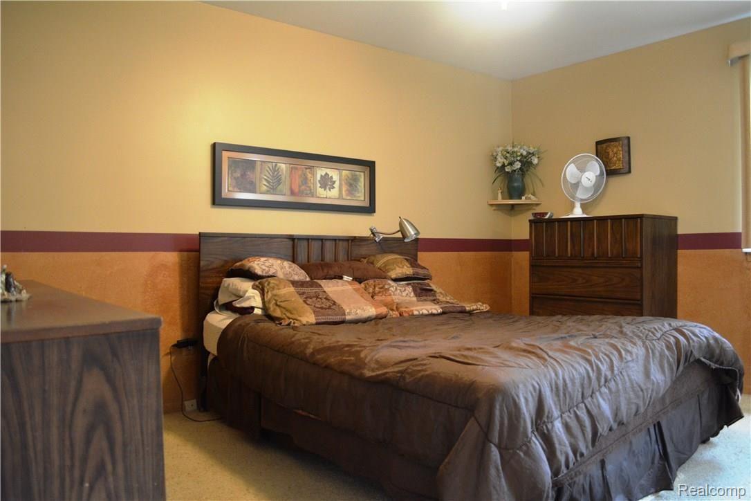 6163 Raintree Drive Canton, MI 48187 - Photo 15 of 18 15.JPG