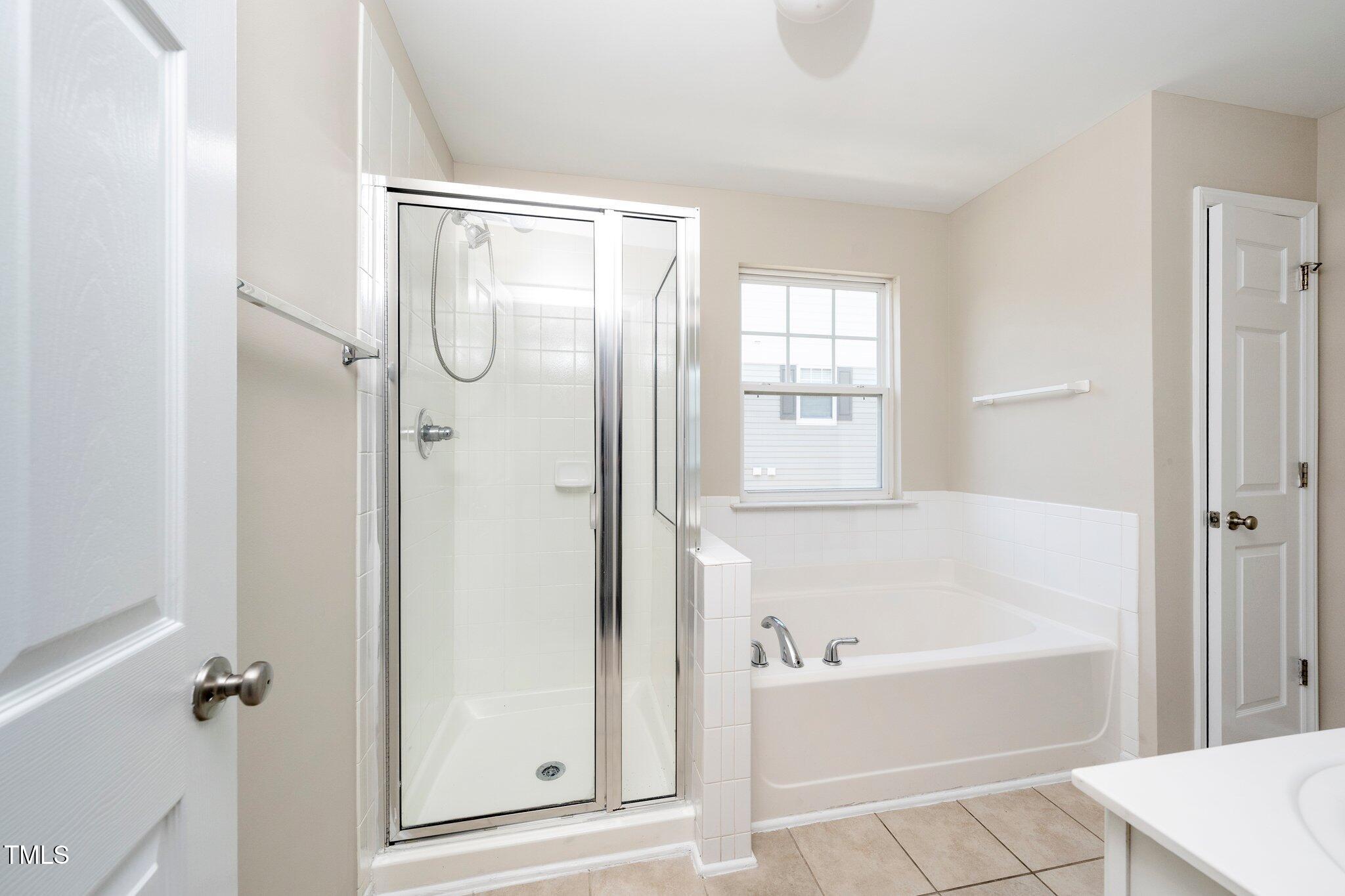 2221 Valley Edge Drive, Unit 100 Raleigh, NC 27614 - Photo 15 of 25 15-web-or-mls-2221 Valley Edge-15