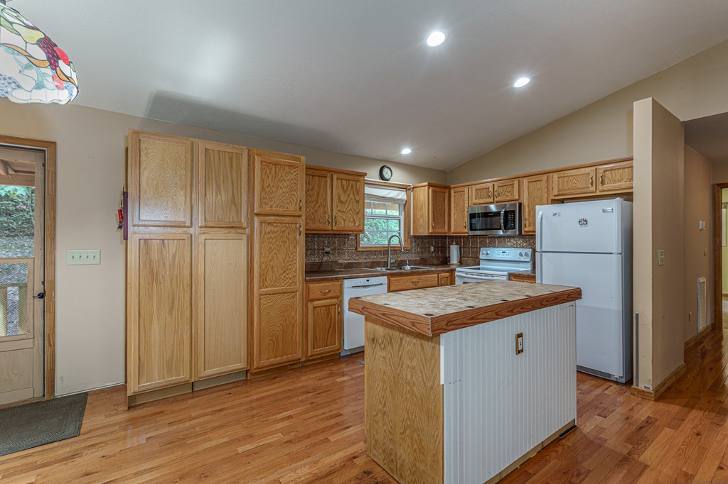 175 Sagewood Trail Murphy, NC 28906 - Photo 6 of 45