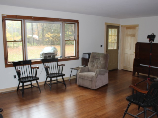 129 Old Stage Road Putney, VT 05346 - Photo 5 of 16