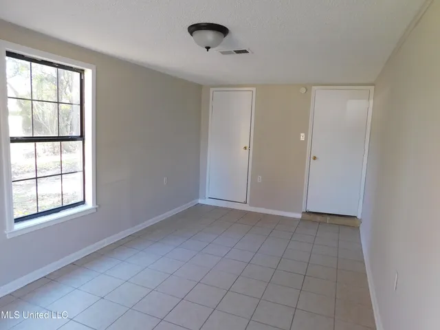 $1,575 | 2775 Normandy Cove, Horn Lake, MS 38637