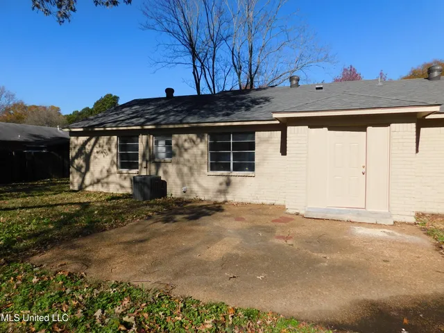 $1,575 | 2775 Normandy Cove, Horn Lake, MS 38637