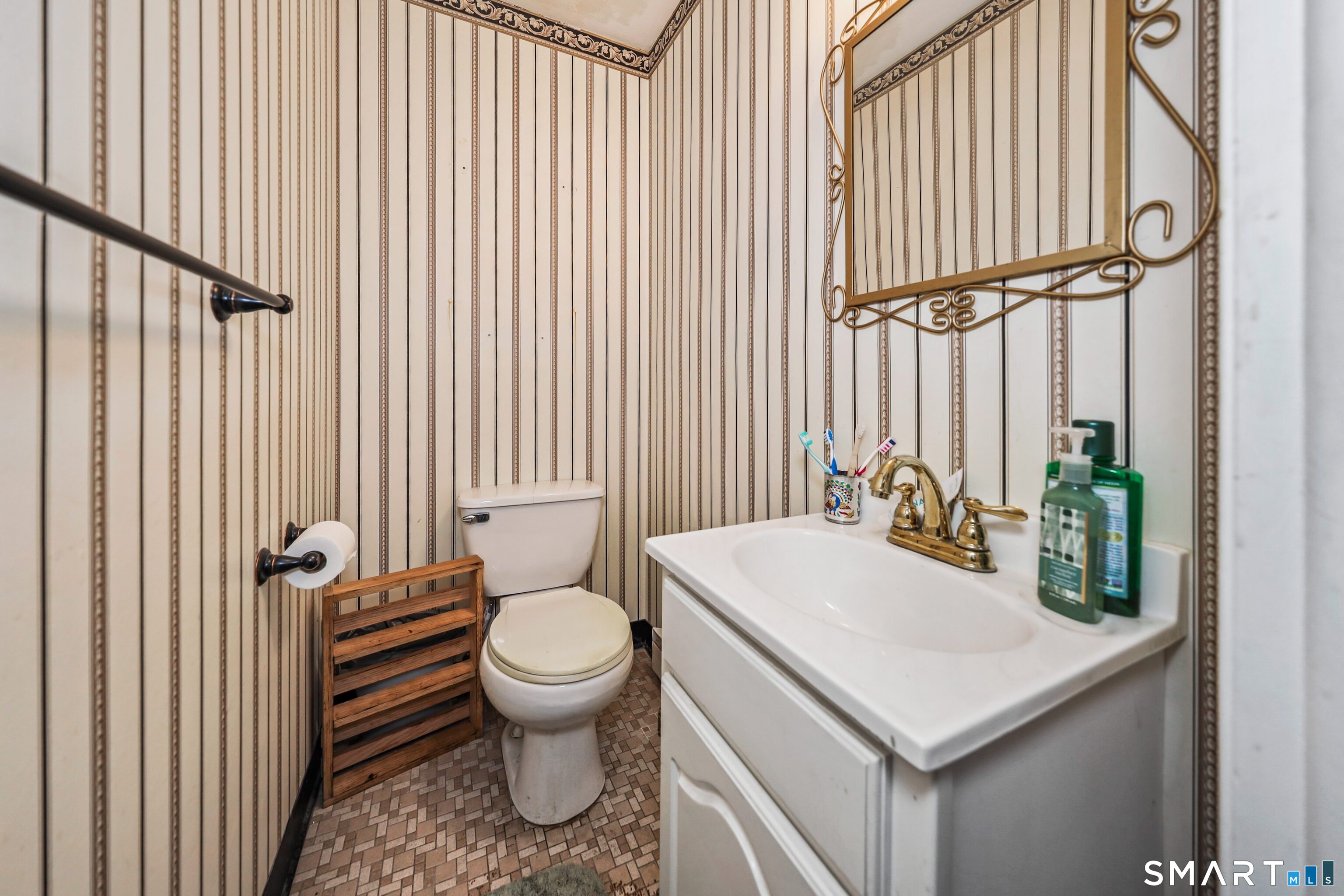 7 Sharon Lane, Unit 7 Wethersfield, CT 06109 - Photo 8 of 18