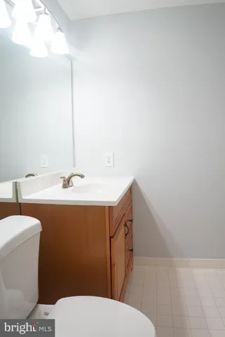 $2,600 | 2816 Emma Lee Street, Unit 301, Falls Church, VA 22042