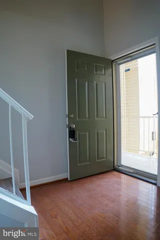 $2,600 | 2816 Emma Lee Street, Unit 301, Falls Church, VA 22042