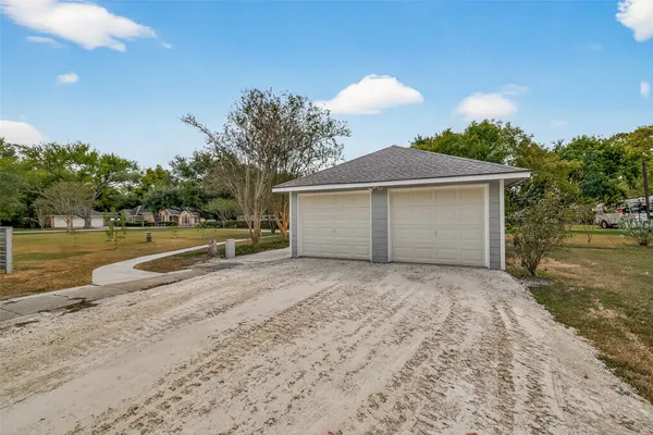 $2,350 | 6928 Apache Street, Houston, TX 77028