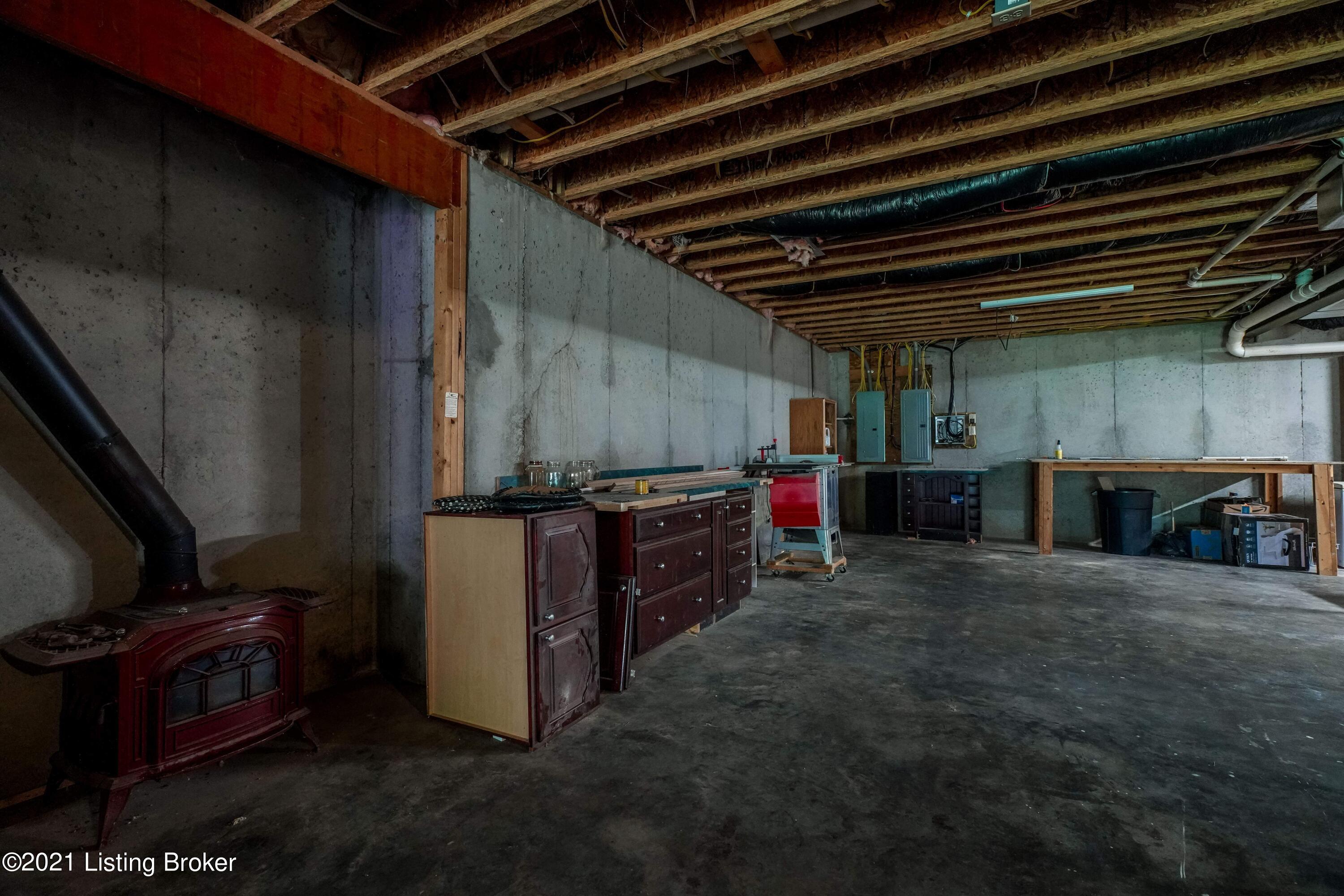 320 Waddy Road Waddy, KY 40076 - Photo 45 of 64 038-320-44