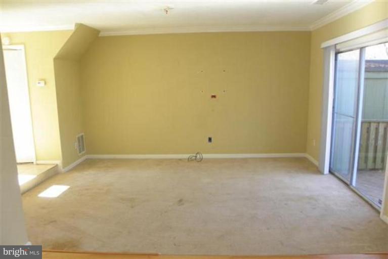 3347 Ryon Court Waldorf, MD 20601 - Photo 8 of 13 Living Room