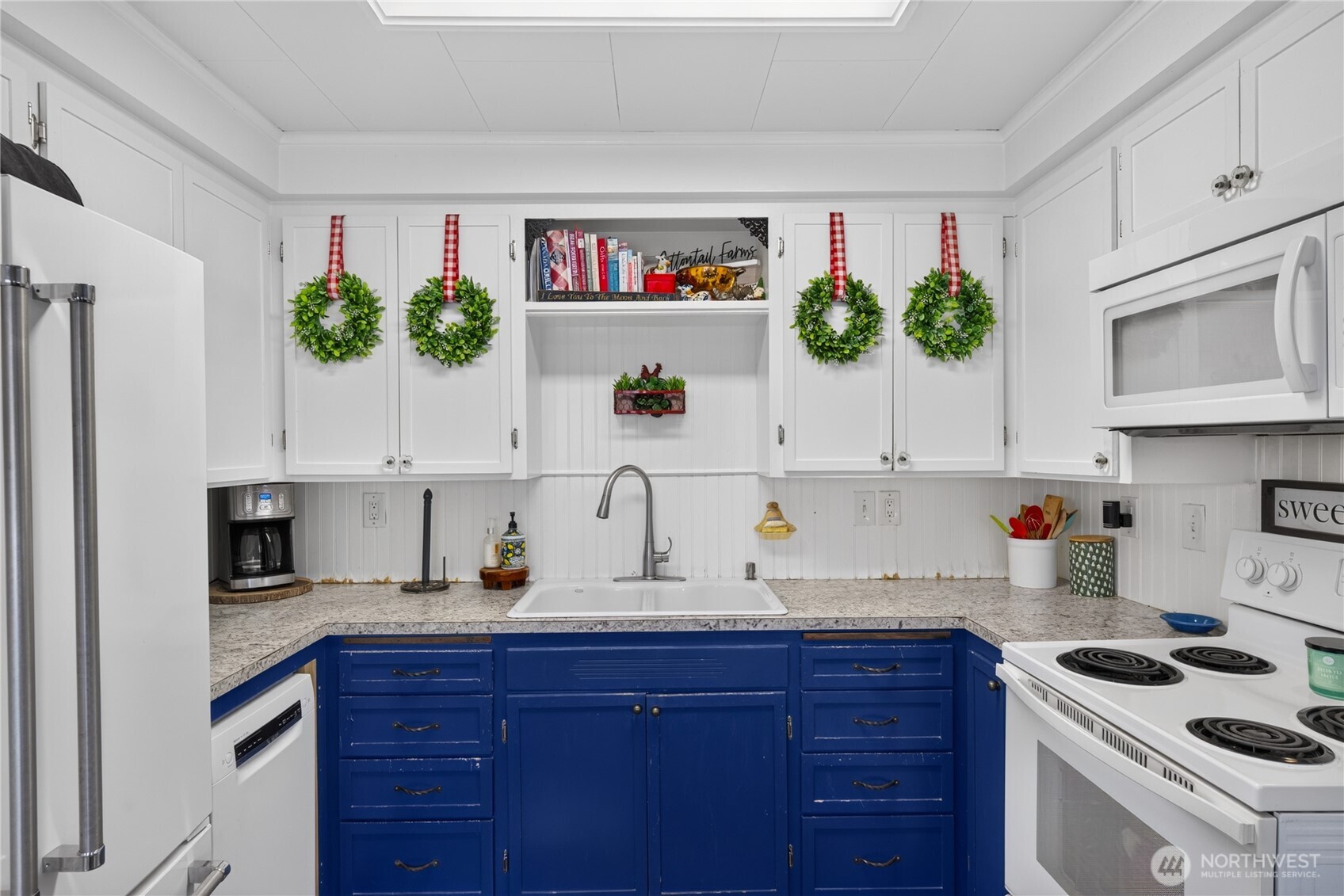 12951 Satterlee Road Anacortes, WA 98221 - Photo 12 of 36