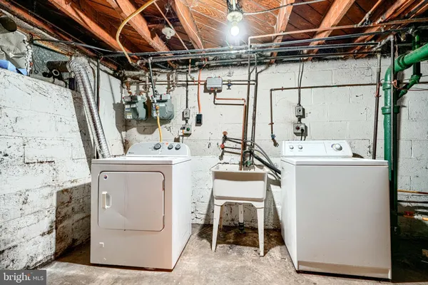 $1,200 | 5626 Midwood Avenue, Unit 1, Baltimore, MD 21212