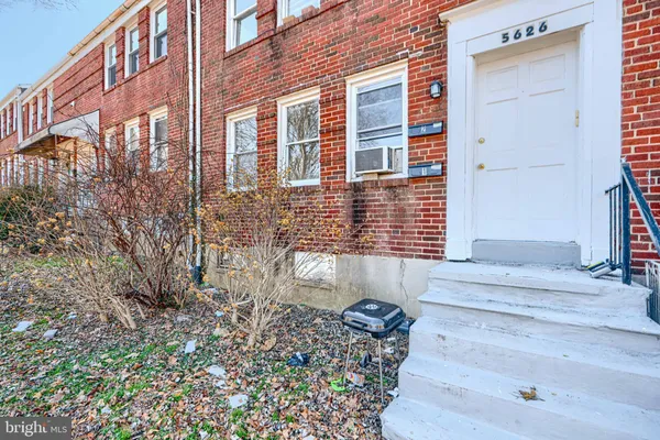 $1,200 | 5626 Midwood Avenue, Unit 1, Baltimore, MD 21212