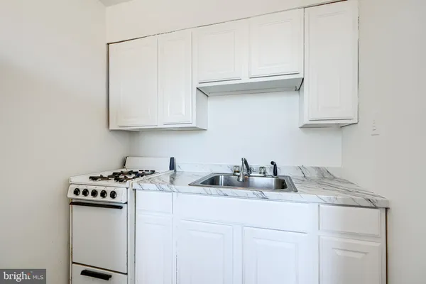 $1,200 | 5626 Midwood Avenue, Unit 1, Baltimore, MD 21212