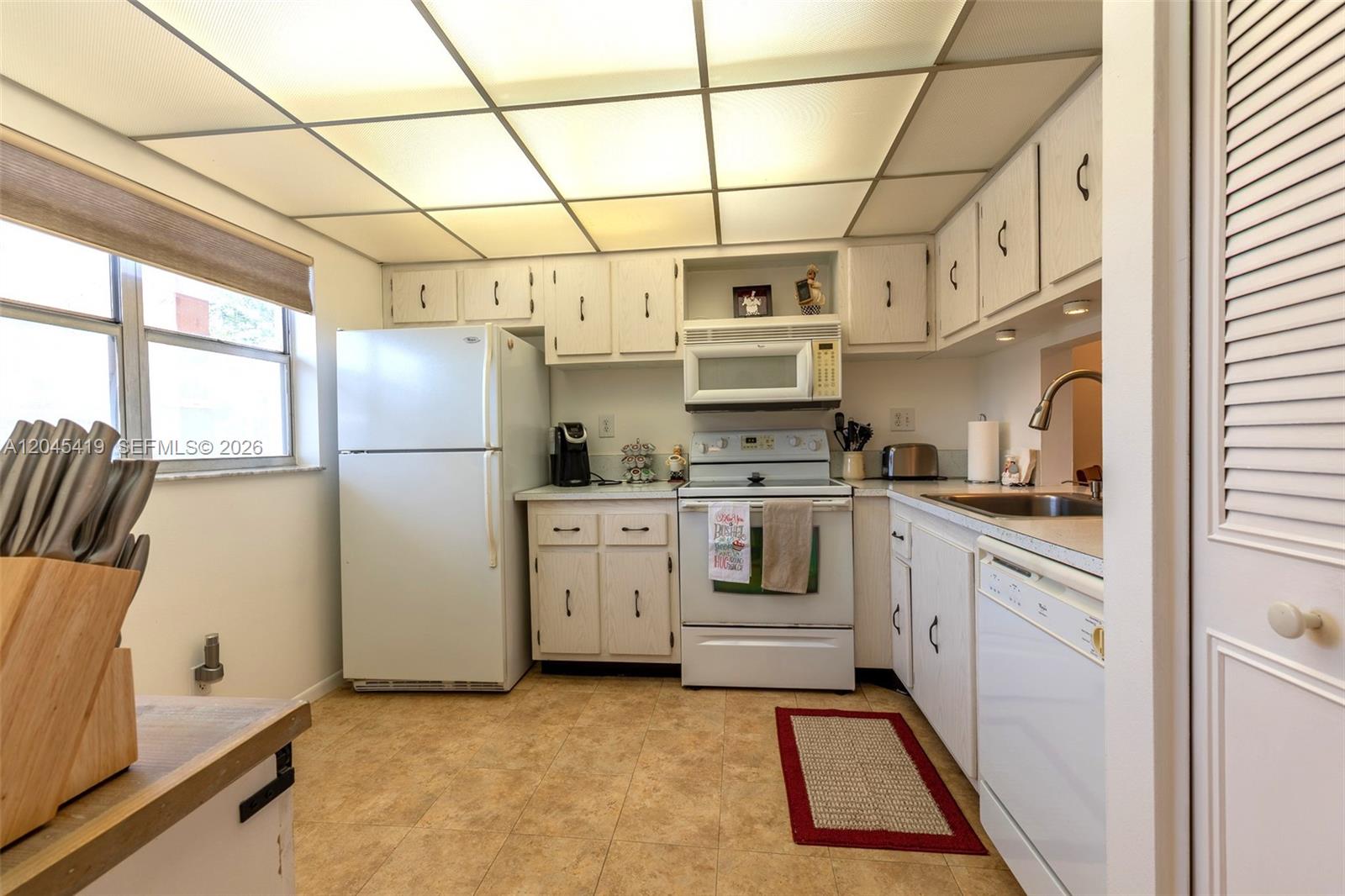 8814 West McNab Road, Unit 204 Tamarac, FL 33321 - Photo 14 of 23 Kitchen