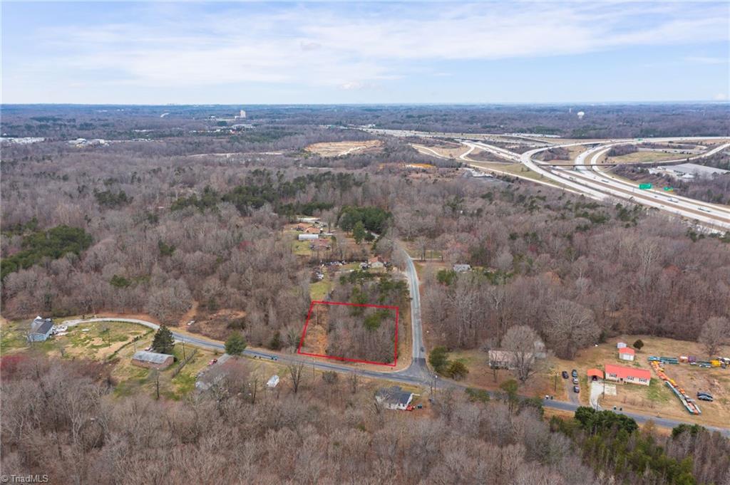 2601 Longacre Road Greensboro, NC 27406 - Photo 3 of 9 Gallery Image 3