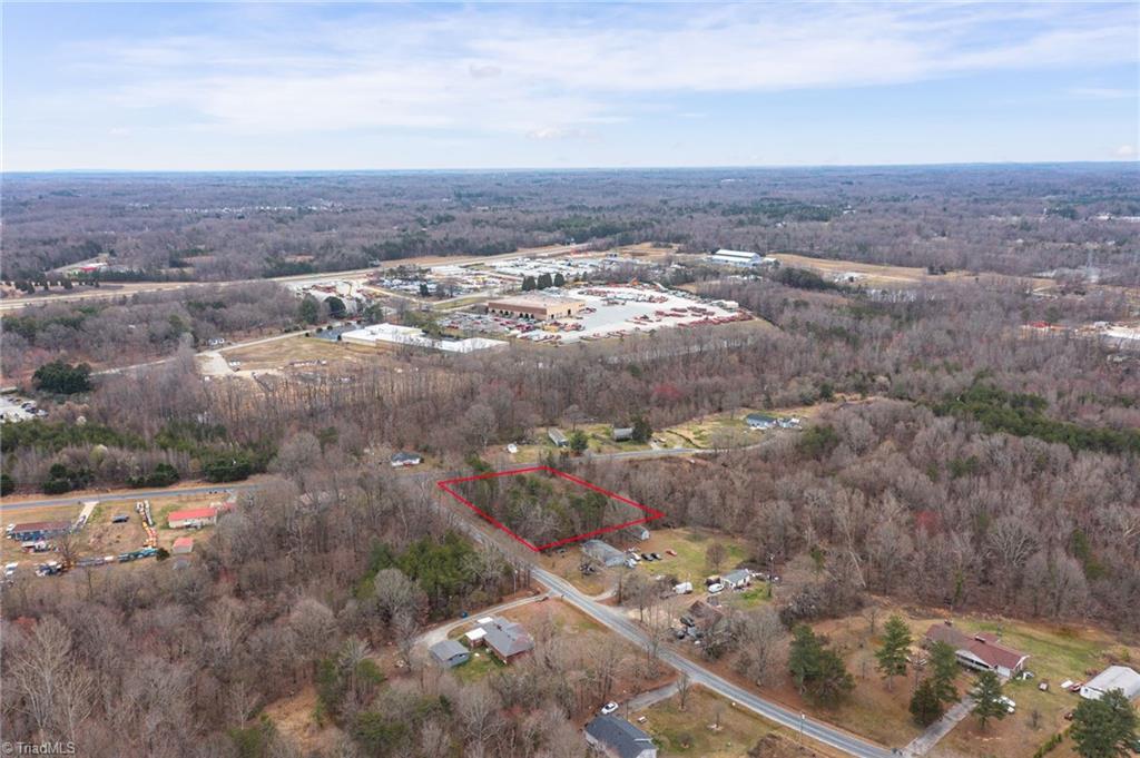 2601 Longacre Road Greensboro, NC 27406 - Photo 8 of 9 Gallery Image 8