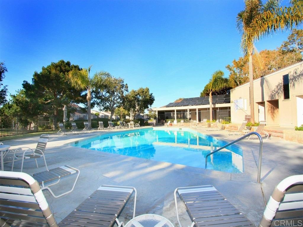 1852 Parliament Road Encinitas, CA 92024 - Photo 15 of 25