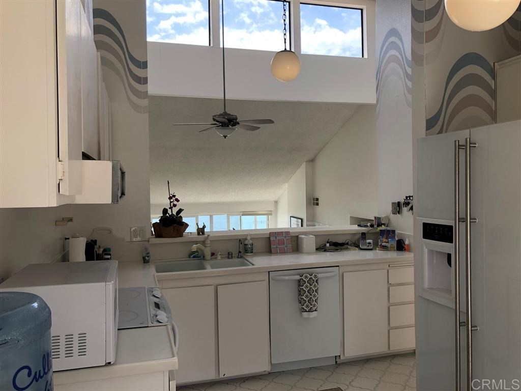 1852 Parliament Road Encinitas, CA 92024 - Photo 6 of 25
